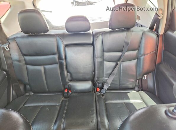 5N1AZ2MH7HN187401 2017 NISSAN MURANO Red უკანა სავარძლების ხედი