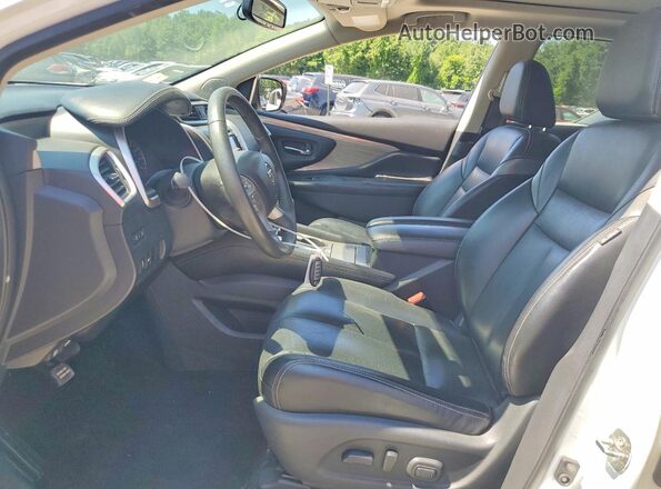 5N1AZ2MHXHN187456 2017 NISSAN MURANO White Widok wnętrza z przodu