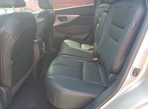 5N1AZ2MS2KN108526 2019 NISSAN MURANO Серебряный Вид задней части салона