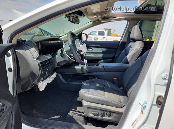 5N1AZ3CS5SC117014 2025 NISSAN MURANO Белый Вид салона спереди