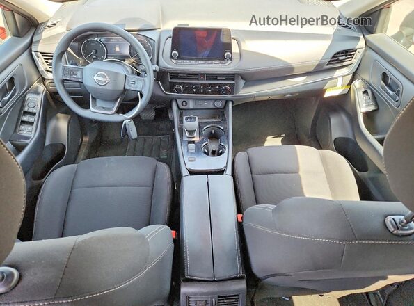 5N1BT3AA4TC693761 2026 NISSAN ROGUE Красный Вид панели приборов