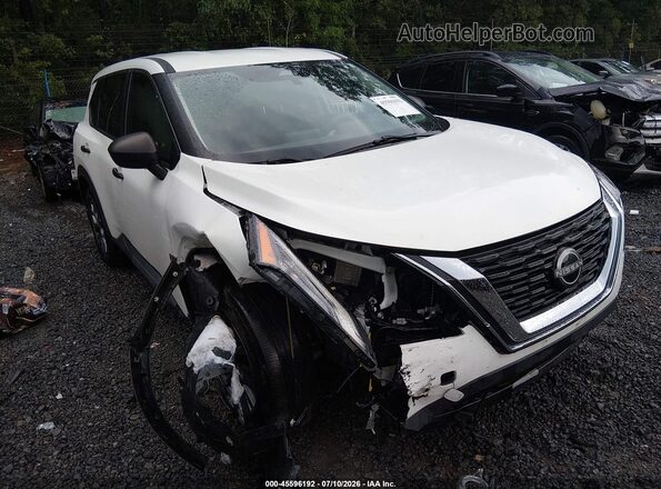 5N1BT3AA5PC914306 2023 NISSAN ROGUE White Widok z przodu