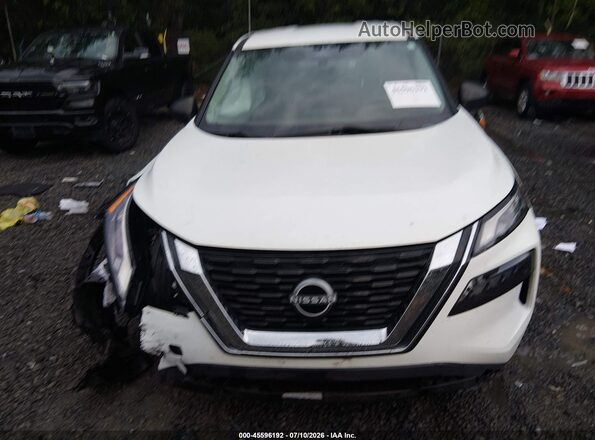 5N1BT3AA5PC914306 2023 NISSAN ROGUE White Widok wnętrza z tyłu