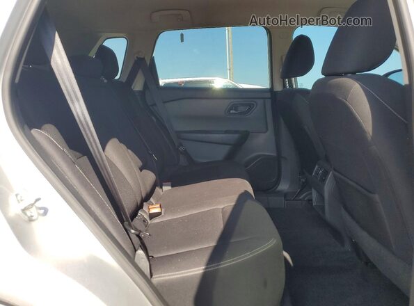 5N1BT3AA7SC671588 2025 NISSAN ROGUE Silver Rear interior view