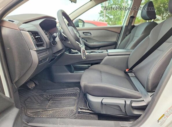 5N1BT3AB0PC849406 2023 NISSAN ROGUE White Front interior view