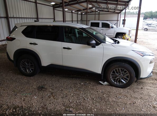 5N1BT3AB1PC815233 2023 NISSAN ROGUE White Rear interior view