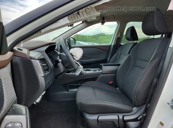 5N1BT3AB2PC776877 2023 NISSAN ROGUE White Front interior view