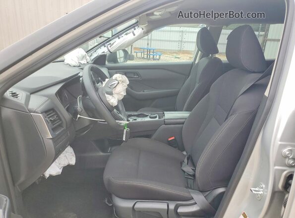 5N1BT3AB2RC688186 2024 NISSAN ROGUE Silver Սալոնի դիմացի տեսք