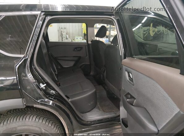 5N1BT3AB3PC790867 2023 NISSAN ROGUE Black VIN կոդի պիտակի տեսք