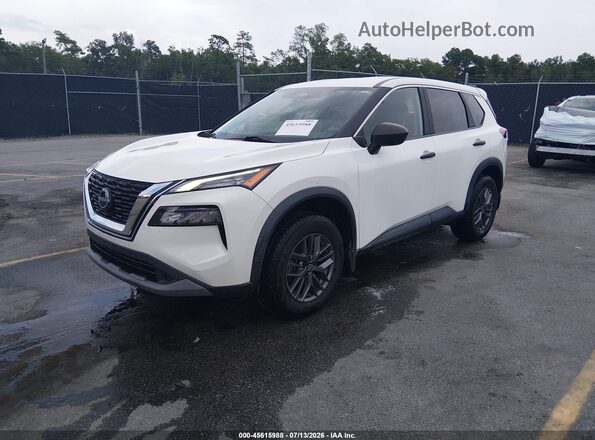 5N1BT3AB6PC771939 2023 NISSAN ROGUE White Vista tres cuartos delantera izquierda