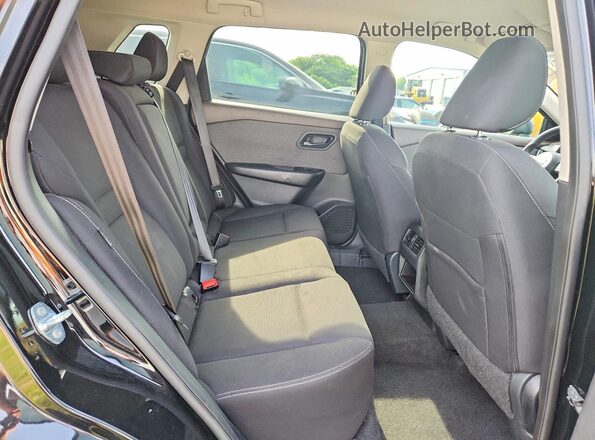 5N1BT3AB8PC846883 2023 NISSAN ROGUE Black Widok wnętrza z tyłu