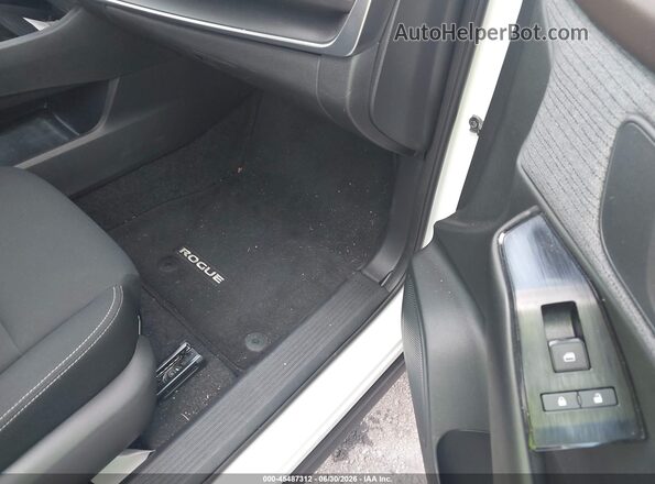 5N1BT3AB8PC870780 2023 NISSAN ROGUE White Front interior view