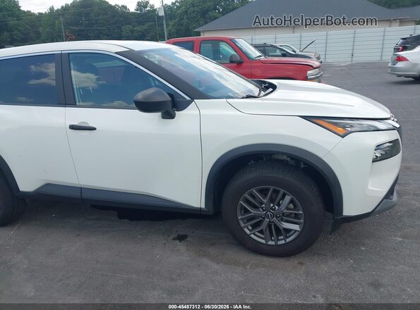 5N1BT3AB8PC870780 2023 NISSAN ROGUE White 360 interior view