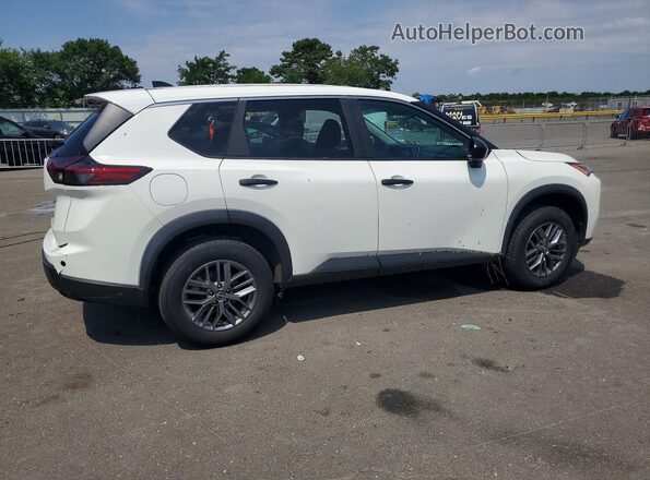 5N1BT3AB8RC687981 2024 NISSAN ROGUE White უკანა მარჯვენა