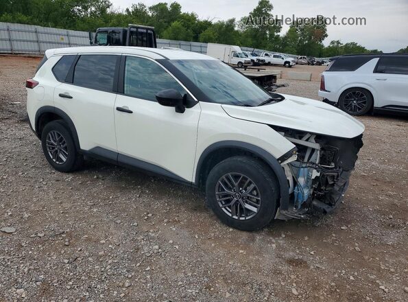 5N1BT3ABXPC869727 2023 NISSAN ROGUE White Front right