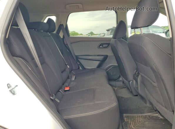 5N1BT3ABXPC869727 2023 NISSAN ROGUE White Rear interior view