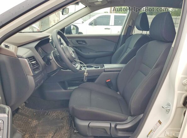5N1BT3ABXPC869727 2023 NISSAN ROGUE White Front interior view