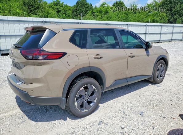 5N1BT3BA0SC676906 2025 NISSAN ROGUE Tan Tył prawy