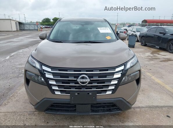 5N1BT3BA0SC793434 2025 NISSAN ROGUE Brown Սալոնի հետևի տեսք