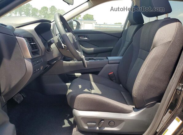 5N1BT3BA0SC872800 2025 NISSAN ROGUE Черный Вид салона спереди