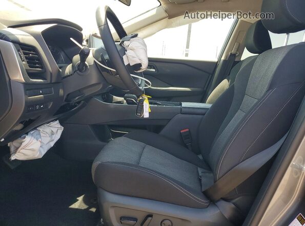 5N1BT3BA0TC775792 2026 NISSAN ROGUE Gray Вид салону спереду