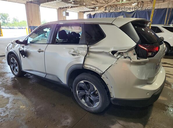 5N1BT3BA1SC806644 2025 NISSAN ROGUE Silver 