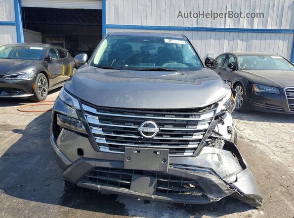 5N1BT3BA1TC685969 2026 NISSAN ROGUE Gray Widok z przodu