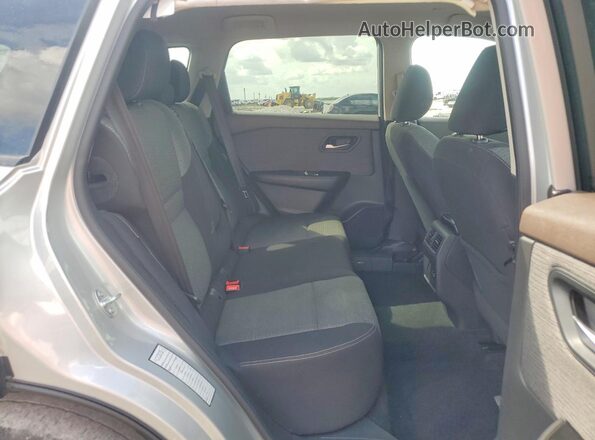 5N1BT3BA2PC889508 2023 NISSAN ROGUE Silver უკანა სალონის ხედი