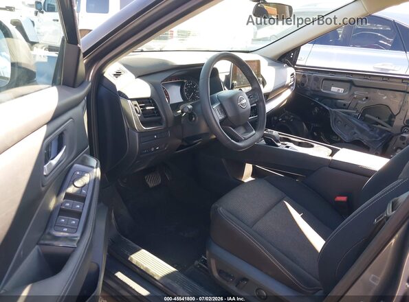 5N1BT3BA2TC685639 2026 NISSAN ROGUE Gray Front interior view