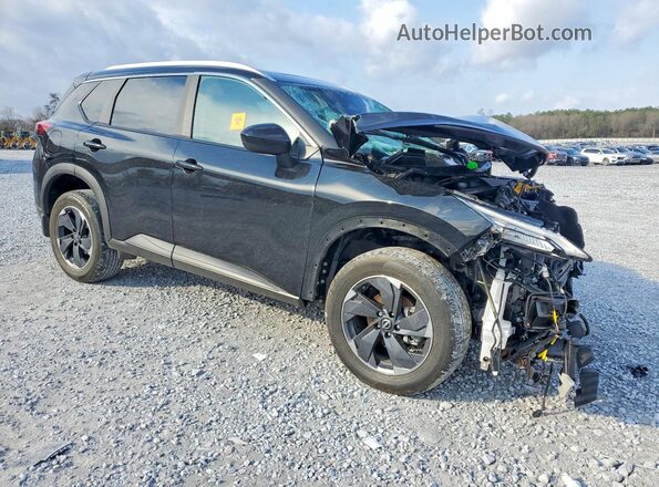 5N1BT3BA3RC738468 2024 NISSAN ROGUE Black Передня права чверть