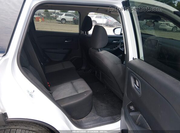 5N1BT3BA3SC824806 2025 NISSAN ROGUE White Vista de la etiqueta del VIN