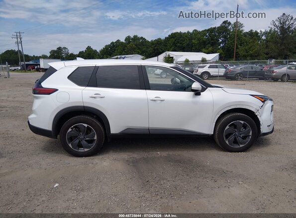 5N1BT3BA3SC824806 2025 NISSAN ROGUE White Vista interior trasera
