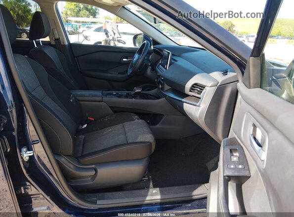 5N1BT3BA3SC851150 2025 NISSAN ROGUE Синий Вид салона спереди