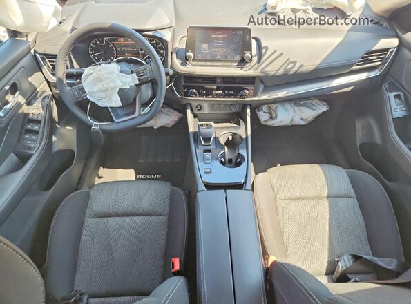5N1BT3BA3TC759599 2026 NISSAN ROGUE Gray Widok deski rozdzielczej