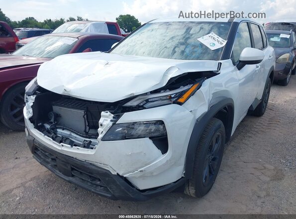 5N1BT3BA3TC763040 2026 NISSAN ROGUE Белый Передняя левая четверть