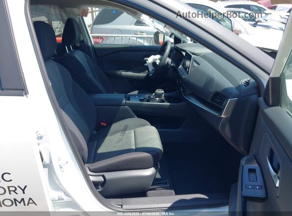 5N1BT3BA3TC763040 2026 NISSAN ROGUE Белый Вид салона спереди
