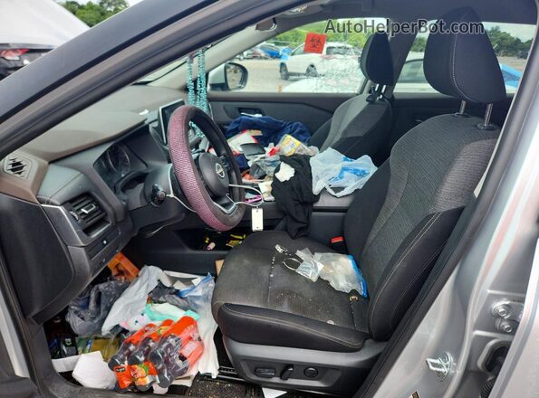 5N1BT3BA4PC813045 2023 NISSAN ROGUE Silver Vista interior delantera