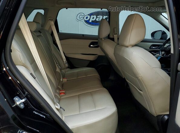 5N1BT3BA4RC671380 2024 NISSAN ROGUE Black Вид задньої частини салону