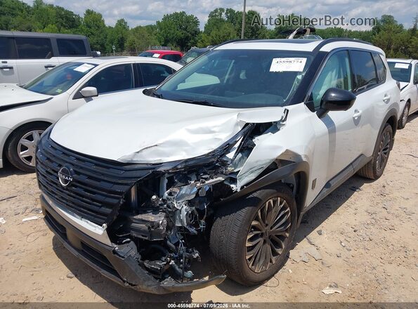 5N1BT3BA4TC794345 2026 NISSAN ROGUE White Vista tres cuartos delantera izquierda
