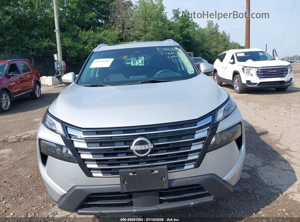 5N1BT3BA5RC670965 2024 NISSAN ROGUE Silver Vista frontal