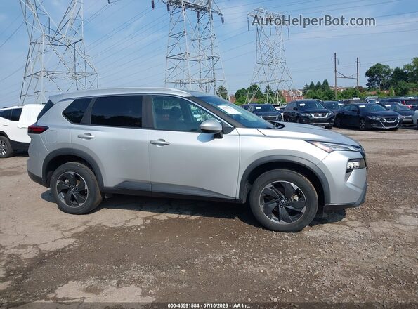 5N1BT3BA5RC670965 2024 NISSAN ROGUE Silver Vista interior de 360 grados