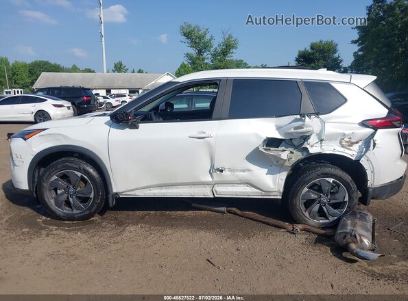 5N1BT3BA5RC746006 2024 NISSAN ROGUE White Widok wnętrza 360 stopni