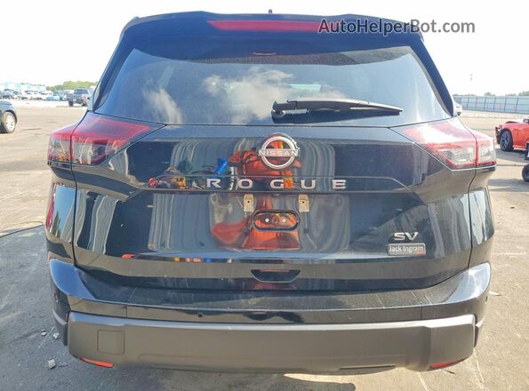 5N1BT3BA5RC749780 2024 NISSAN ROGUE Black Вид ззаду