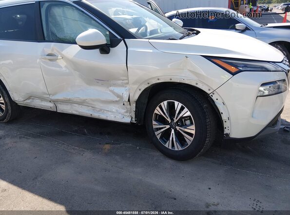 5N1BT3BA6PC790996 2023 NISSAN ROGUE White Widok z przodu