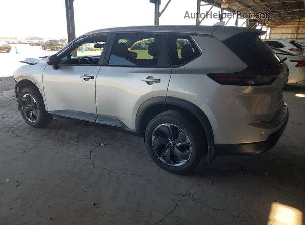 5N1BT3BA8RC753340 2024 NISSAN ROGUE Silver Հետևի ձախ