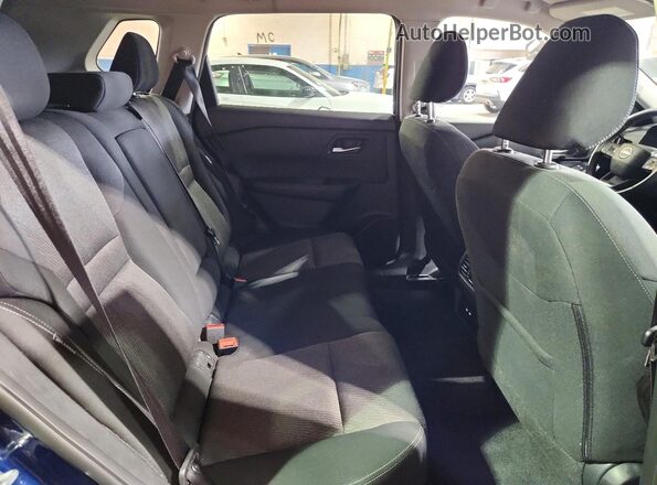 5N1BT3BA8SC775277 2025 NISSAN ROGUE Blue Widok wnętrza z tyłu