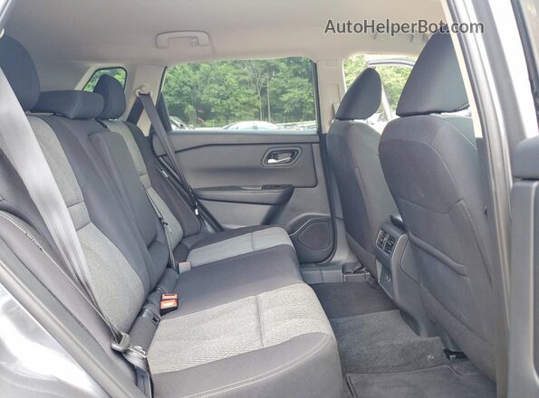 5N1BT3BA8TC835902 2026 NISSAN ROGUE Gray Vista interior trasera