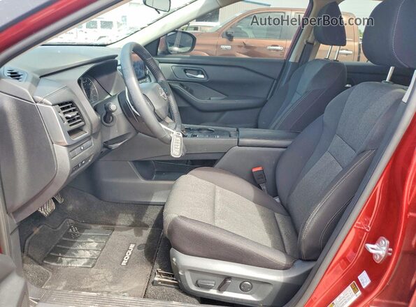 5N1BT3BA9SC792394 2025 NISSAN ROGUE Maroon Вид салону спереду