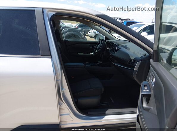 5N1BT3BAXSC809879 2025 NISSAN ROGUE Silver Front interior view
