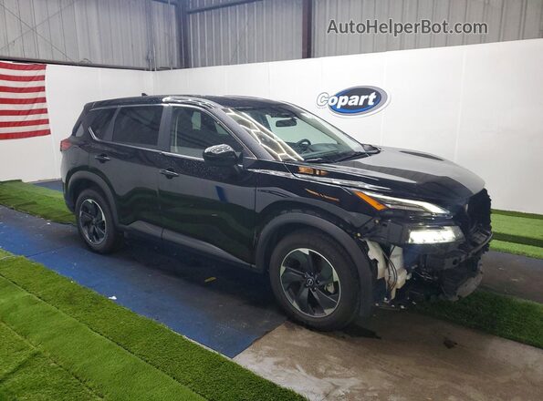 5N1BT3BB0SC834752 2025 NISSAN ROGUE Черный Передняя правая четверть